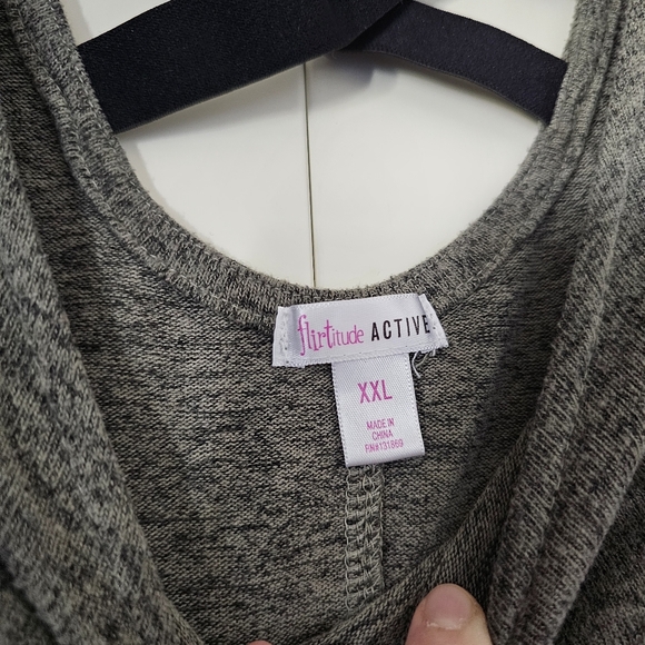 Flirtitude Active Top - Picture 5 of 7